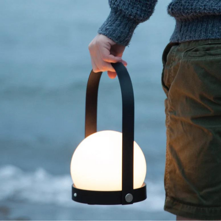 Skanto | Royelux The Carrie Lantern Trådløs Pendellampe - Bærbar LED-lampe med Justerbar Lysstyrke