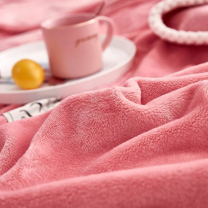Skanto | Rosa Flanell Fleece Teppe - BlushCozy