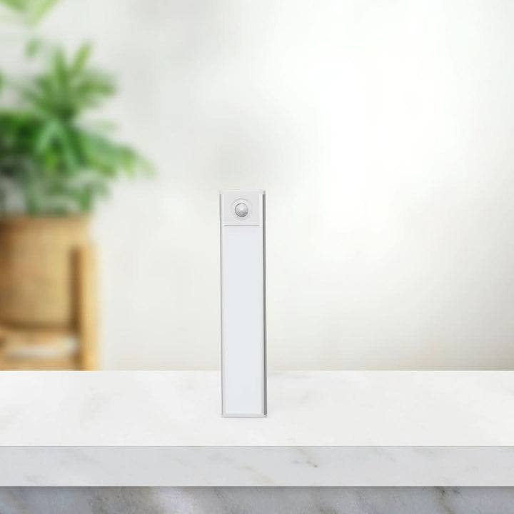 Skanto | SmartHome - LED stripe bevegelsessensor trådløs - Ingen problemer med kabler