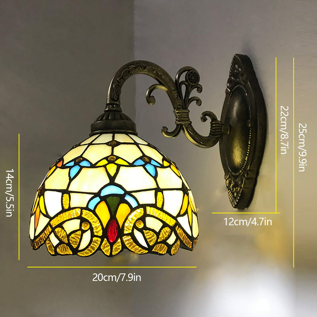 Retro lampeskjerm laget av farget glass | Skanto