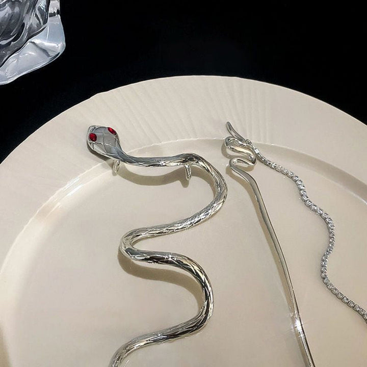Skanto | Silver Spiral Snake Tåsmykke
