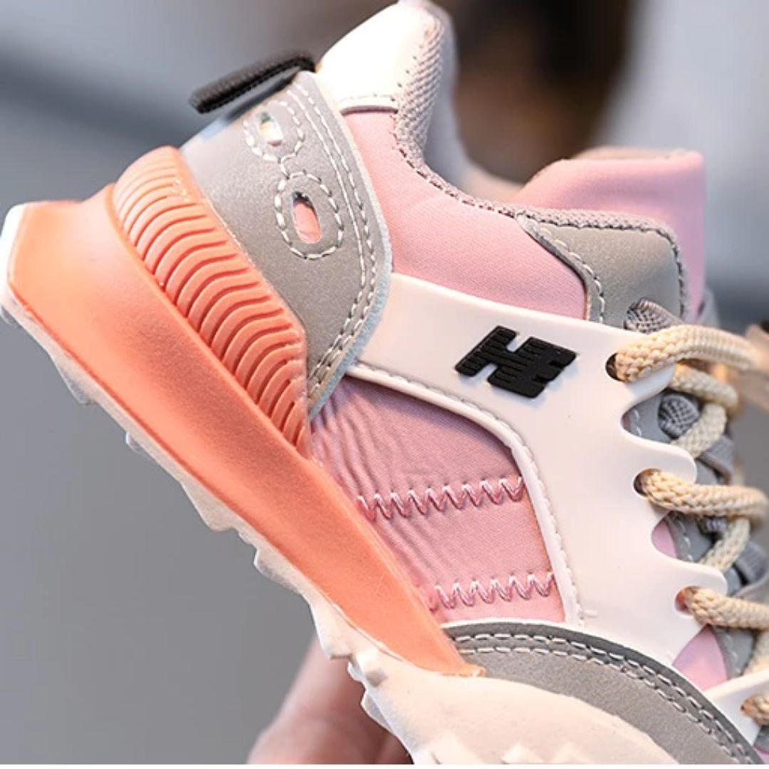 Norvo | Moderne Barne Sports Sko – Stilrent Utseende med Komfort og Stabilitet