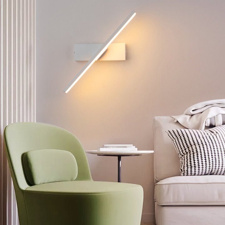 Moderne, elegante, drehbare Wandleuchte