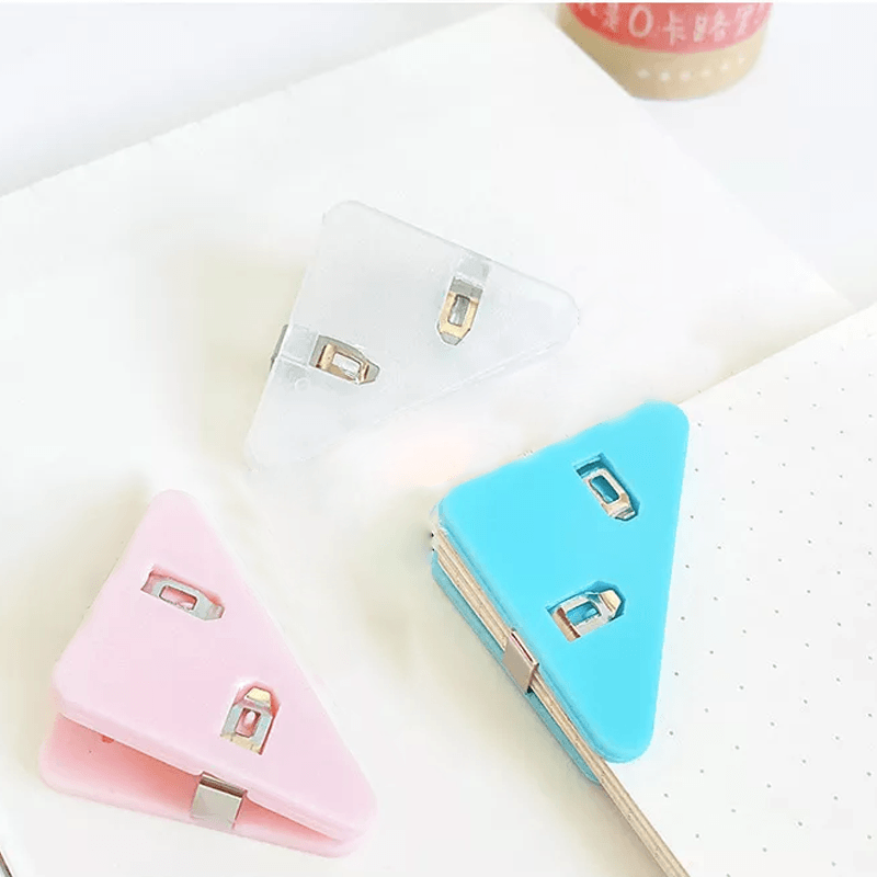 Triangle Corner Data Clip | Skanto