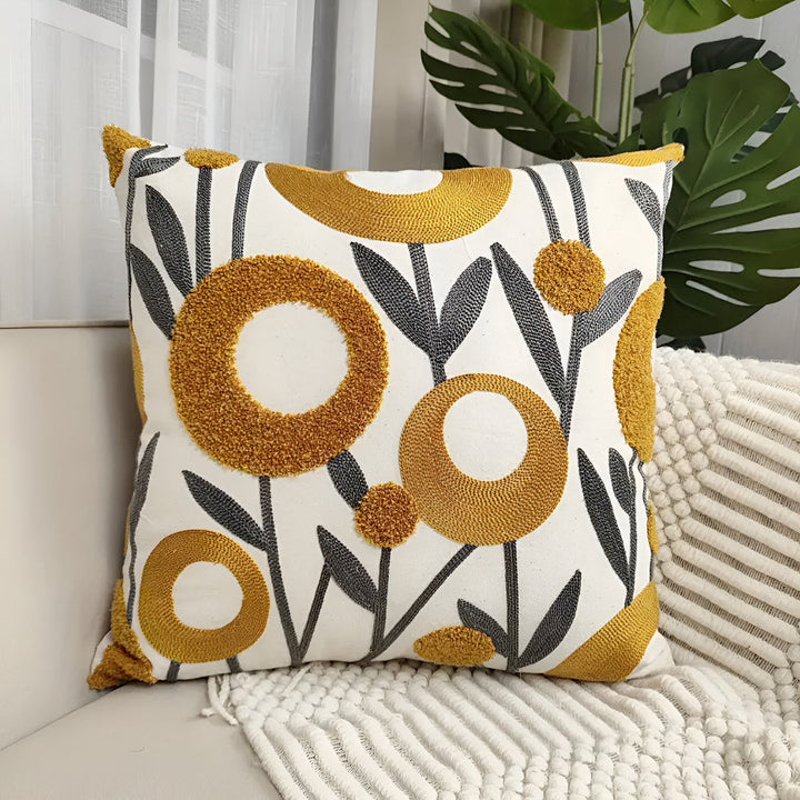 Skanto | Floral Essence Brodert Putetrekk