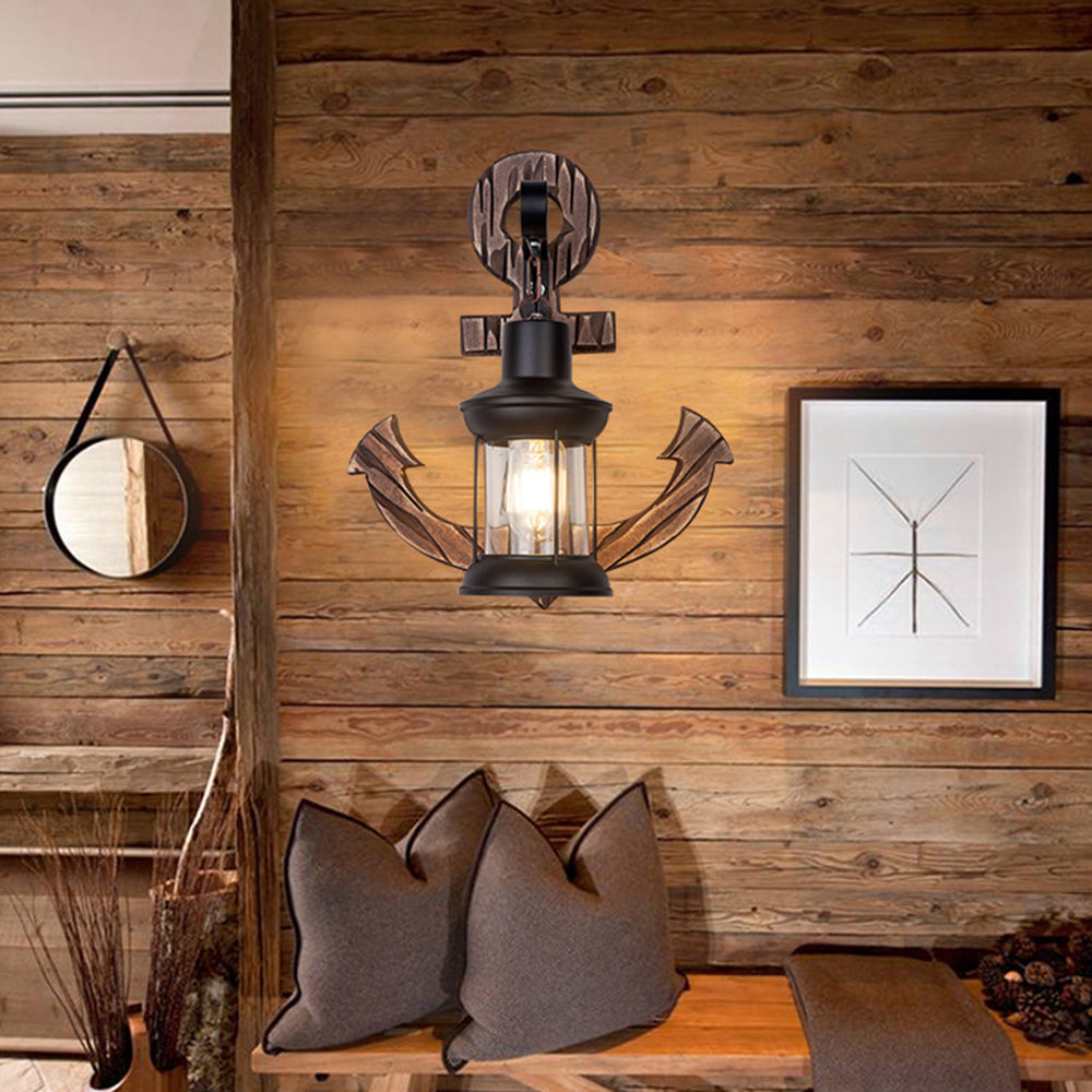 Rustikk tremarina vegglampe med lantern Skanto