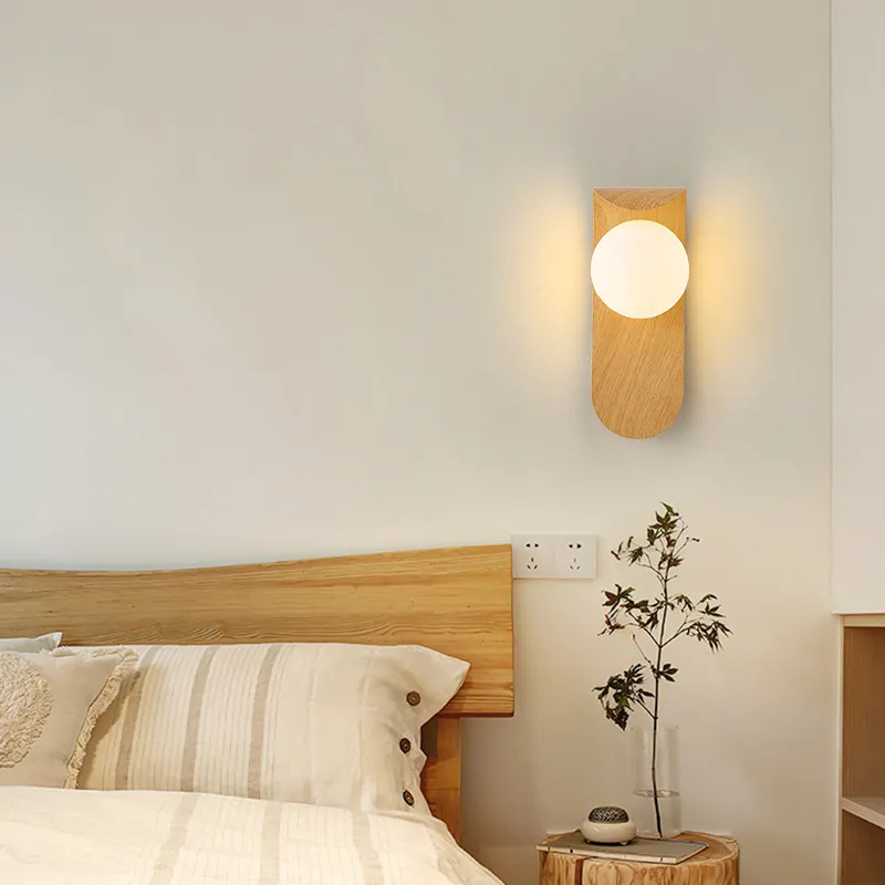 Skanto | LuxeWood – Stilig Valnøtt Vegglampe for Unike Atmosfærer