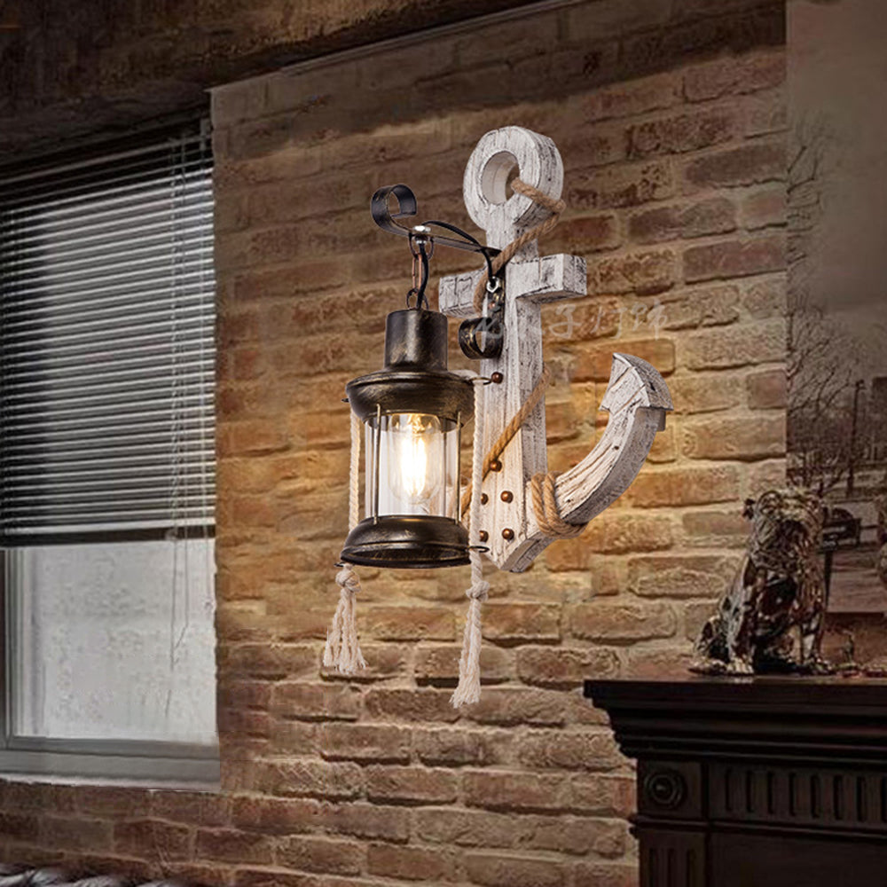 Rustikk tremarina vegglampe med lantern Skanto