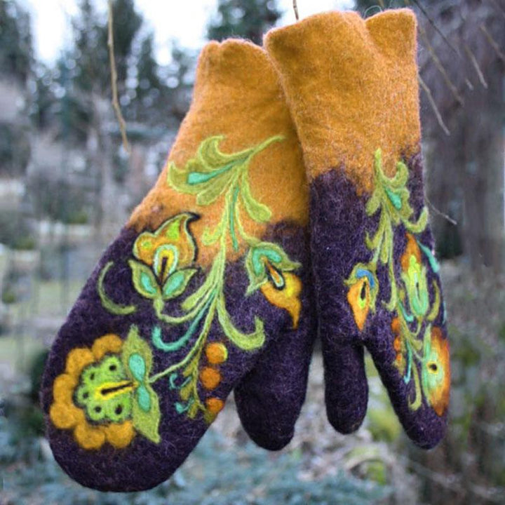Håndvarmer med juleblomst broderi | Skanto