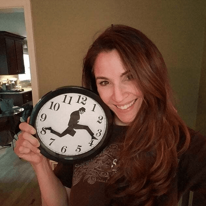 Skanto | Ministry of Stupid Walks Clock