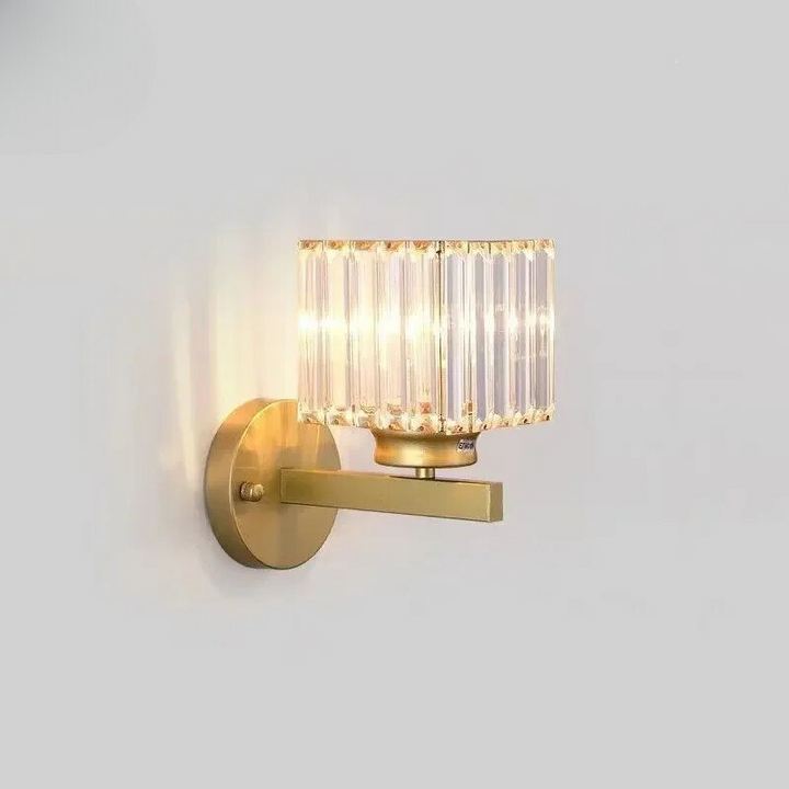 CrystalLuxe - Elegant Krystall LED Veggbelysning Skanto