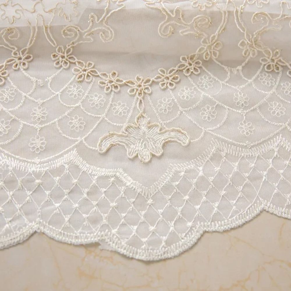 Skanto | Elyvia Brodert Klassisk Gjennomsiktig Blondergardin