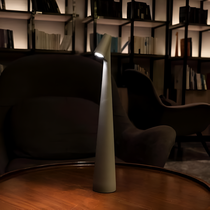 Nordic Slim Trådløs Skrivebordslampe | Skanto