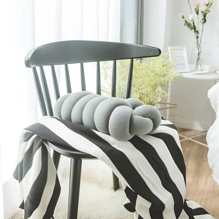 Skanto | Splendid Ellipse Knyttet Plysjpute