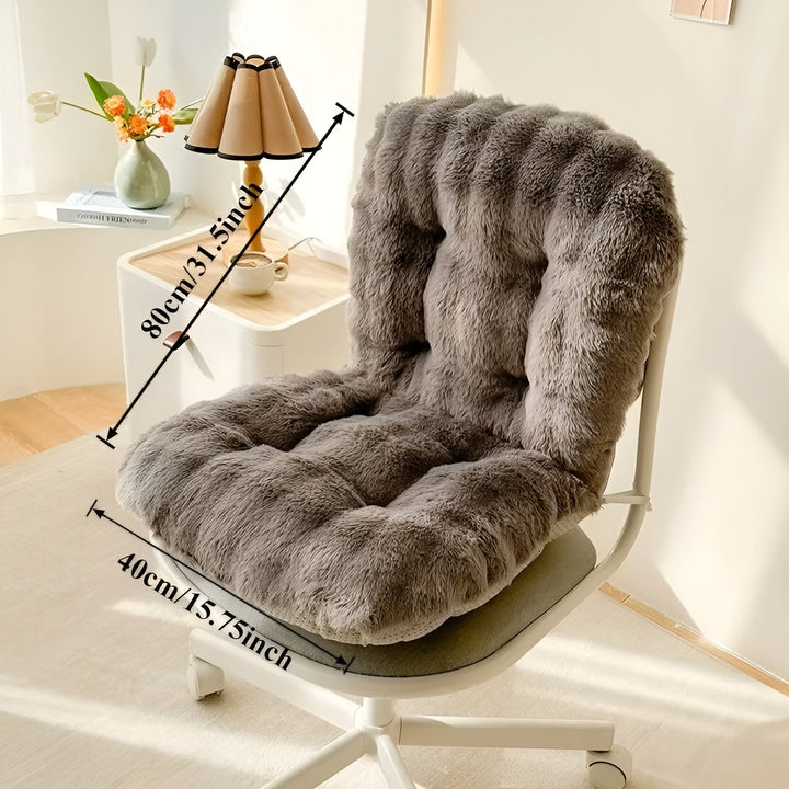 Myk sittepute laget av faux fur – Ekstra tykk & kosete | Perfekt for stol og sofa | Skanto