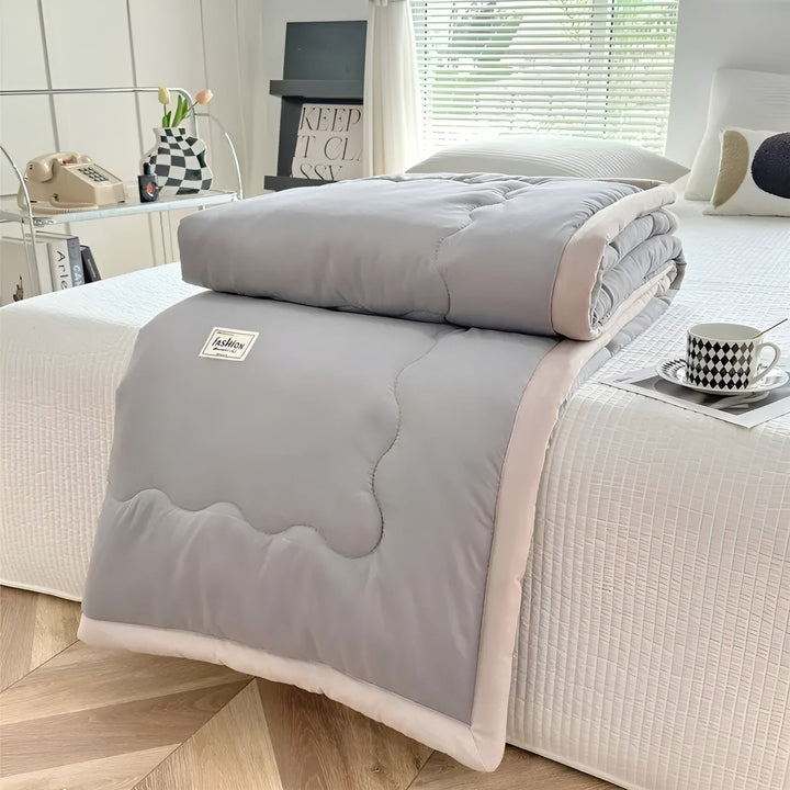 Lett dyne for sommer – Pustende & Allsidig | For sofa, seng & reise | Skanto