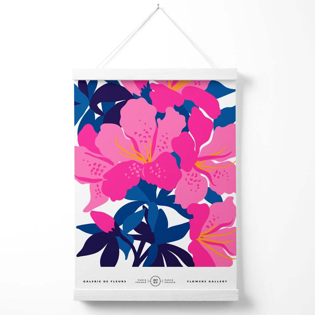 Abstrakt markedsplakat med rosa og blå orkideblomster, inkludert oppheng.