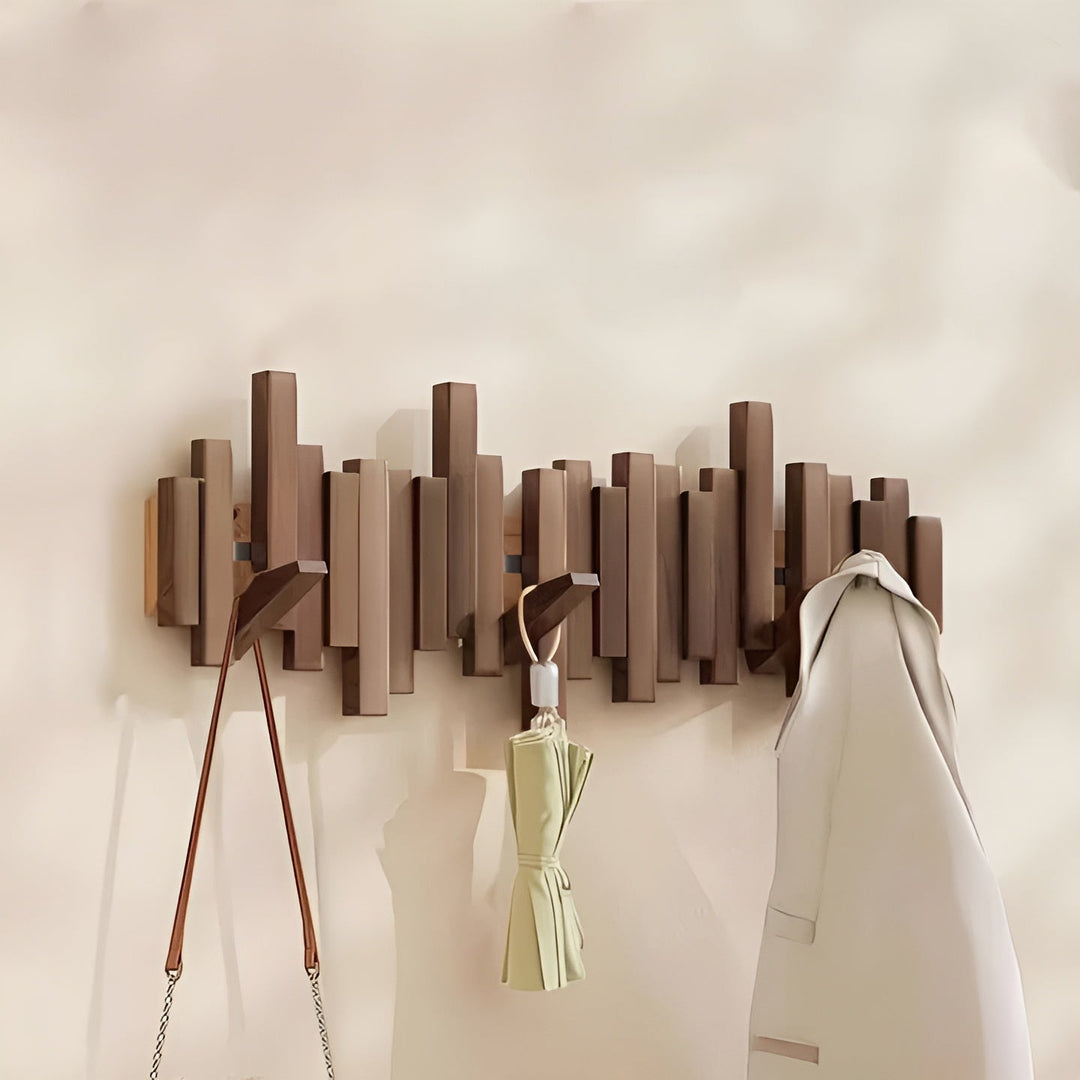 Stilig garderobe i tre – FlexiSkanto magnetiske kroker for bedre organisering | Ideell for soverommet
