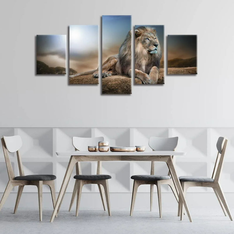 Sett med 5 løve-motiver som veggbilder på lerret