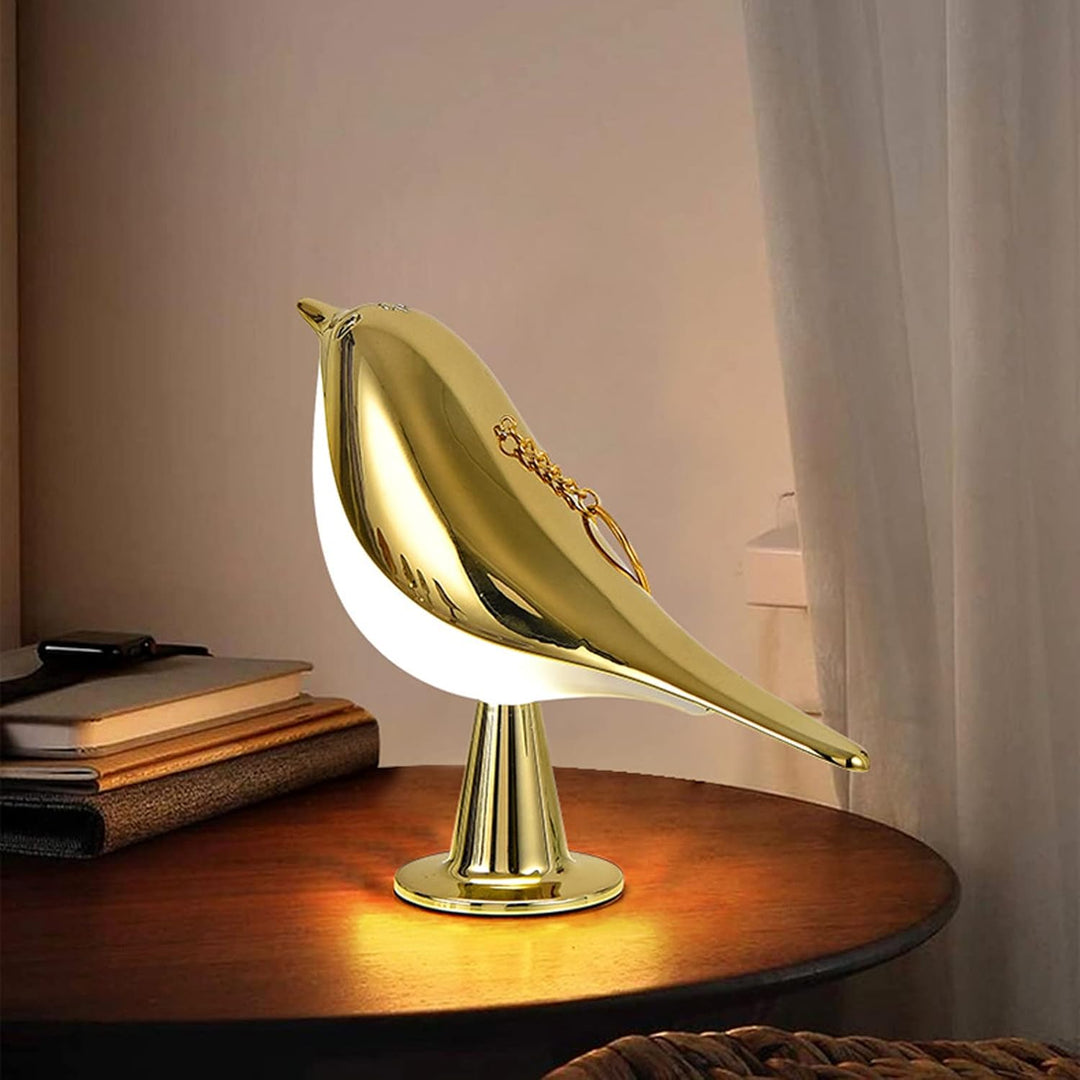 Skanto | Moderne Tre LED Bordlampe Fugl Design