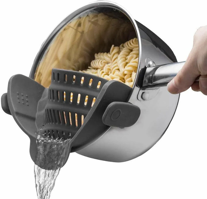 Skanto | Silikon sil med klips – Varmebestandig dreneringsbeholder for mat
