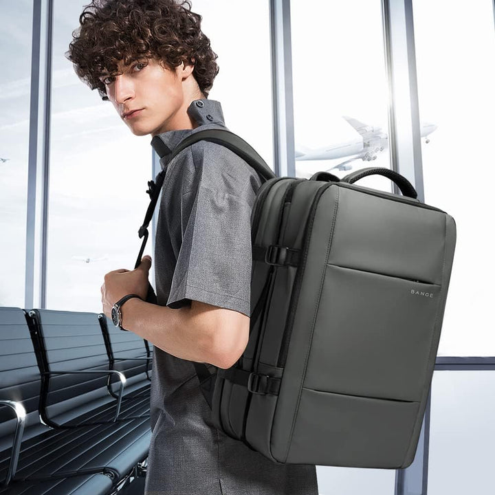 Utvidbar 26–45L Vanntett Reise Ryggsekk med Laptoplomme & Duffelbærer | Skanto