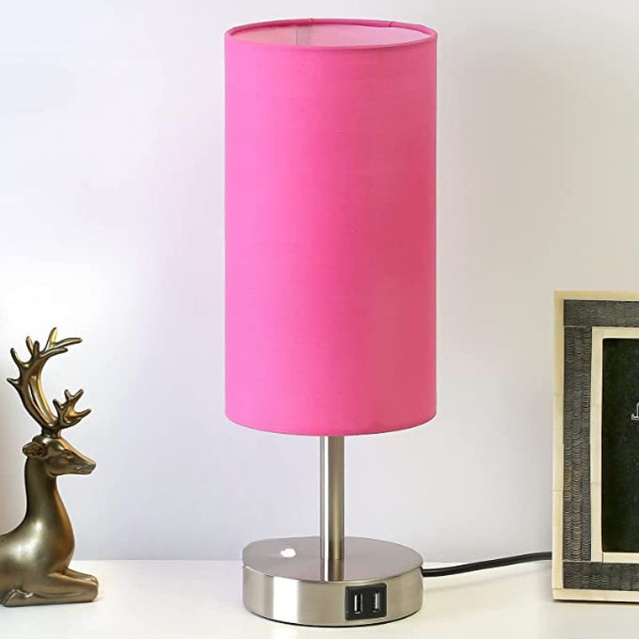Skanto | Lampe med USB-tilkobling Berøringskontroll Bordlampe for Soverom Tre 3-trinns dimbar Sengelampe med Rund Linestoffskjerm for Stue, Studenthybel, Hjemmekontor