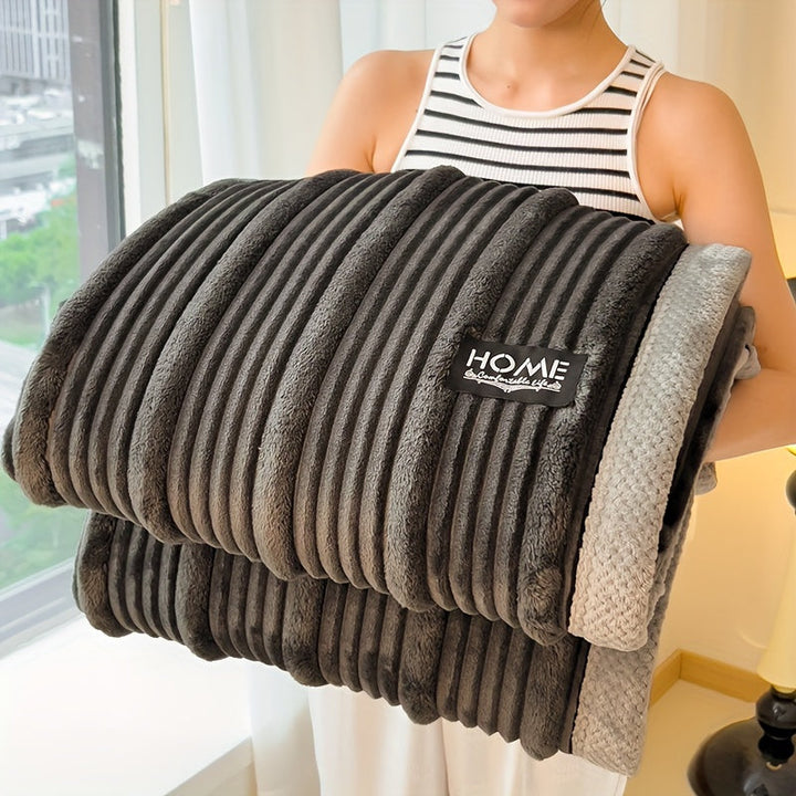 LuxeFleece - Myk Pledd for Varme og Stil Skanto