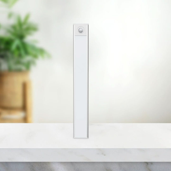 Skanto | SmartHome - LED stripe bevegelsessensor trådløs - Ingen problemer med kabler