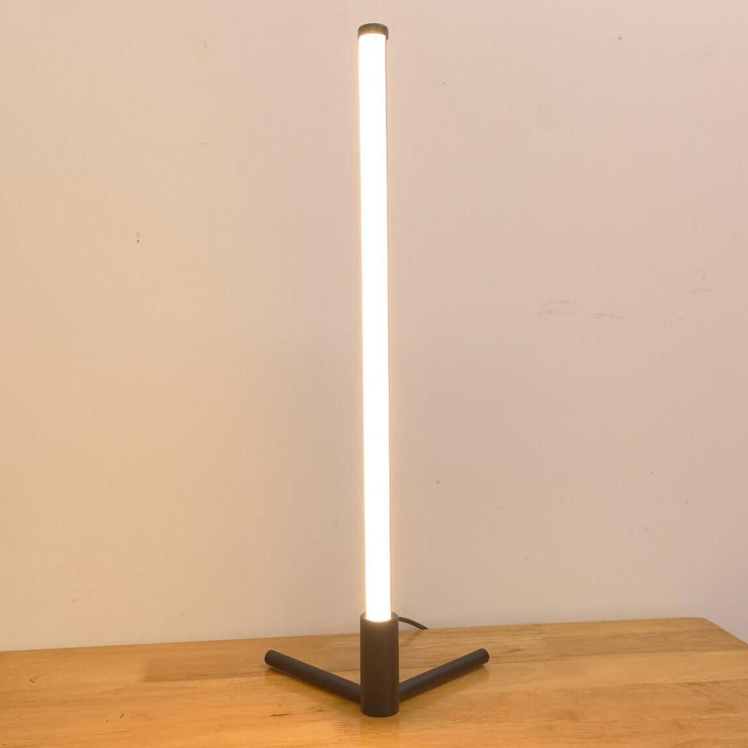 Skanto | Luminix Bar LED Bordlampe | Minimalistisk Design | Nattlampe & Ambiente Belysning | Moderne & Dekorativ