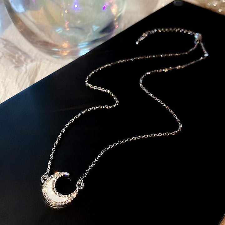 Skanto | Mote Rhinestone Måne Halskjede