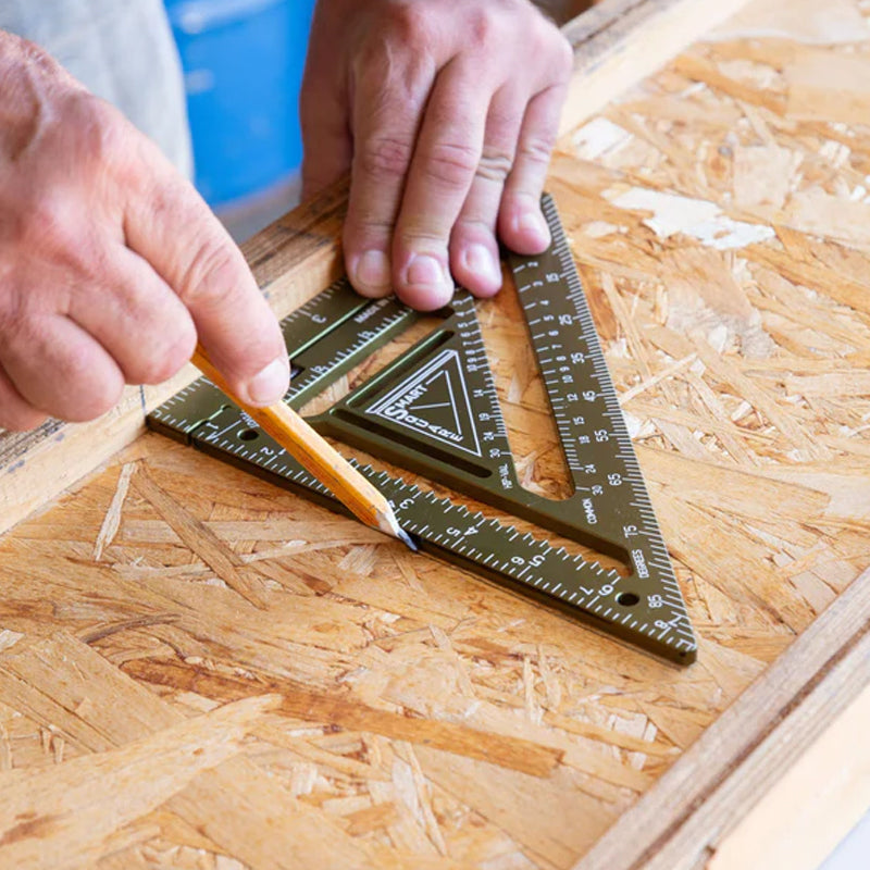 Skanto | Innovativ Rafter Square Verktøy