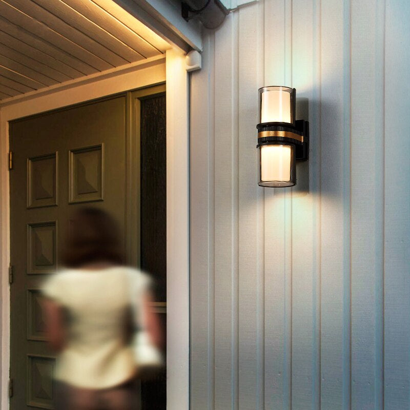 Skanto | Designer LED Vegglampe Justerbar og Moderne Hagebelysning