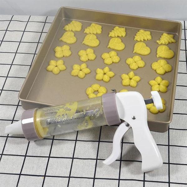 Lovely Cookies Press Cutter Set | Skanto