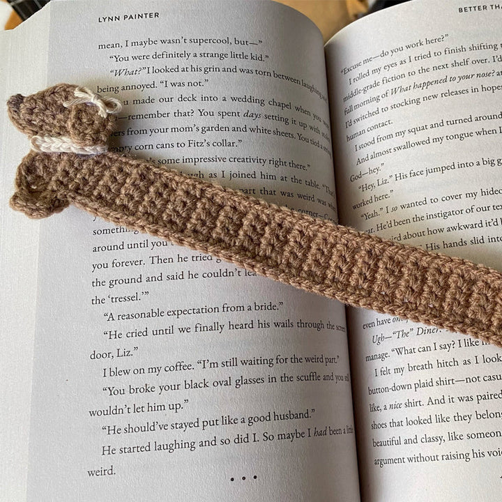 Skanto | Heklet Dachshund Bokmerke
