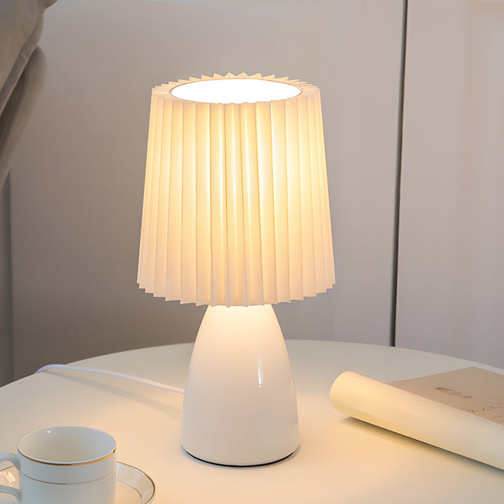 GlasDimm | Elegant USB dimbar bordlampe med glassbase | Skanto