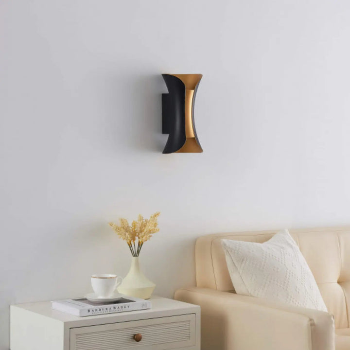 Skanto | ShizukuLuxe - Vegglampe med Eleganse