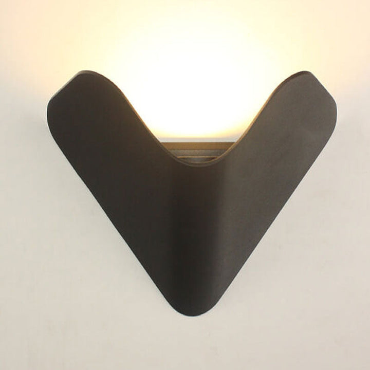 Moderne Kreativ Trekant Aluminium LED Utendørs Vanntett Vegglampe | Skanto