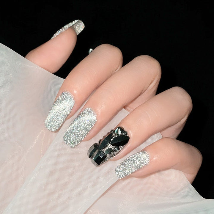 Skanto | Diamond Cat Eye Nail Polish