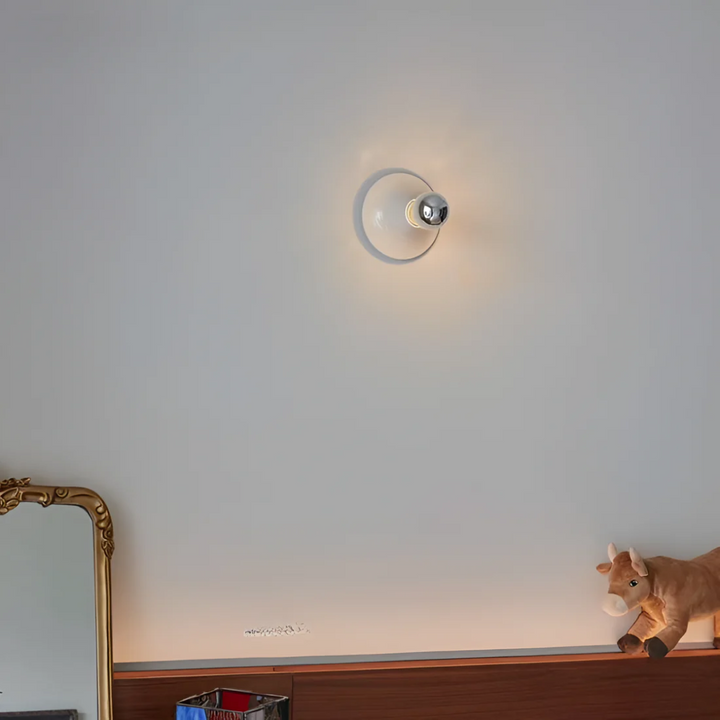 Skanto | Bauhaus Retro Vegglampe