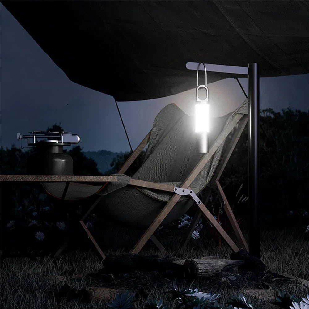 Skanto | LED lommelykt med flerfargede filtre – Oppladbar USB-C lampe med camping- og nødlys funksjon