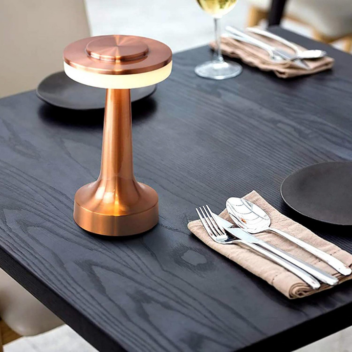 Skanto | Oppladbar LED Bordlampe
