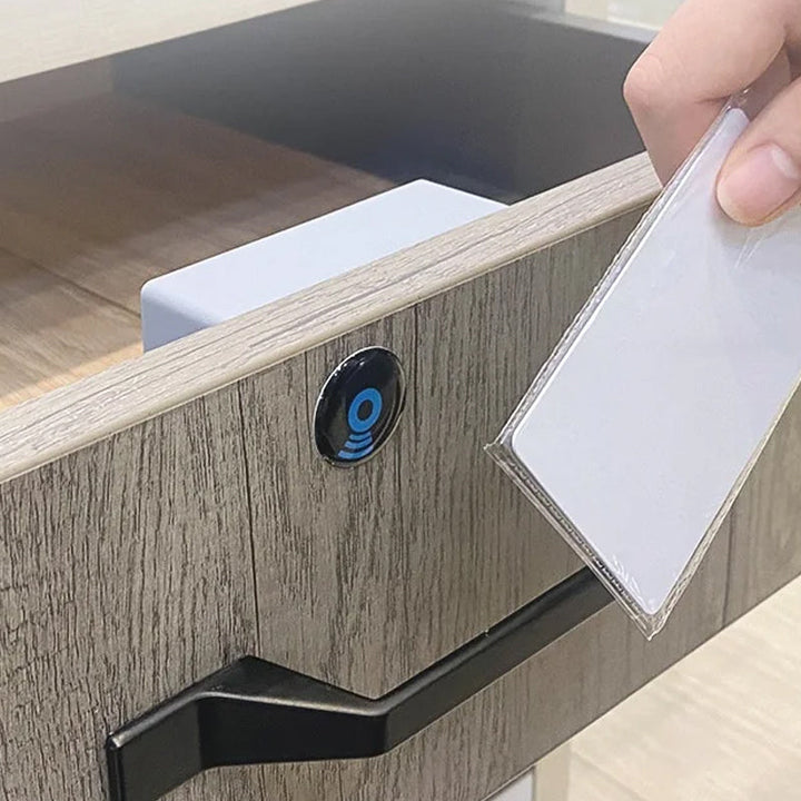 Elektronisk skap lås DIY for tre skuffeskap | Skanto
