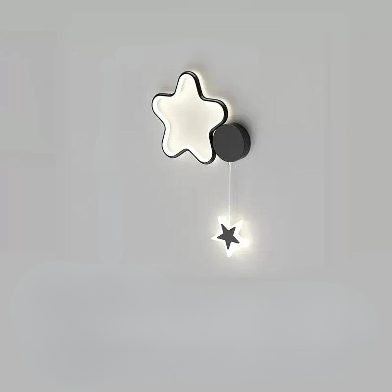 LumiDroom - Magisk Vegglampe med Stjerner og Måne Skanto