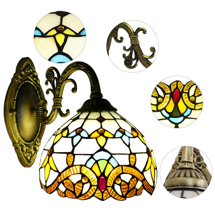 Retro lampeskjerm laget av farget glass | Skanto