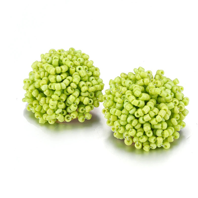 Skanto | Lys og morsom håndlaget multicolor perle pompom stud øredobber