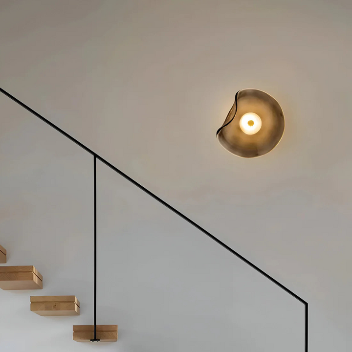 Skanto | Buet Glass Vegglampe