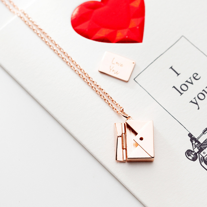 Skanto | Wrap Necklace laget av Titanstål