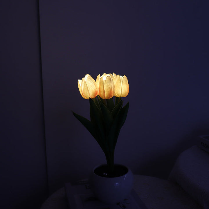 Skanto | LED Tulipan Nattbordlampe Blomster Bordlampe