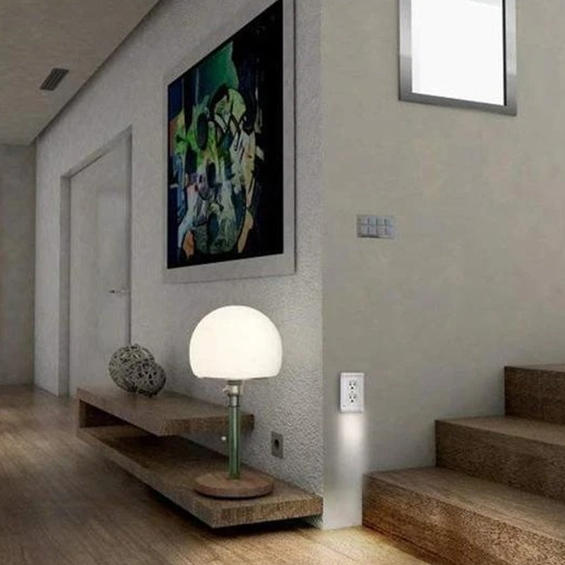 Skanto | Outlet veggplate med LED nattlys